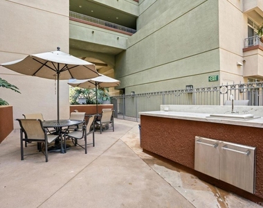 1501 Front St - Photo Thumbnail 11