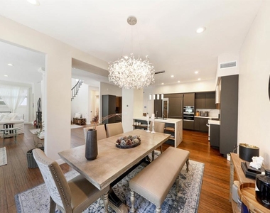 9760 Claiborne Sq - Photo Thumbnail 5