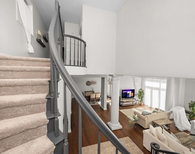 9760 Claiborne Sq - Photo Thumbnail 14