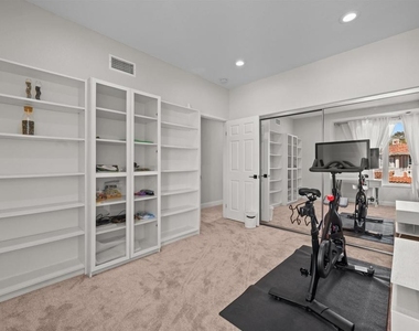 9760 Claiborne Sq - Photo Thumbnail 24