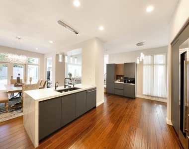 9760 Claiborne Sq - Photo Thumbnail 1