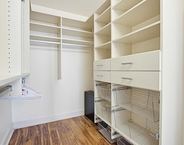 645 Front St - Photo Thumbnail 32