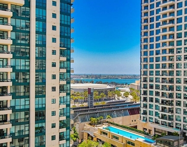 645 Front St - Photo Thumbnail 24
