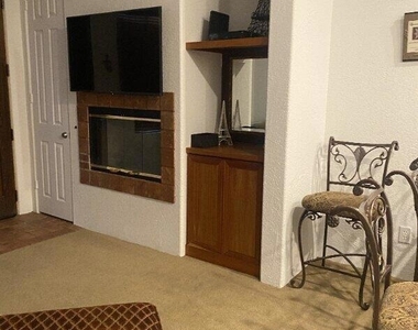 50700 Santa Rosa Plaza - Photo Thumbnail 4