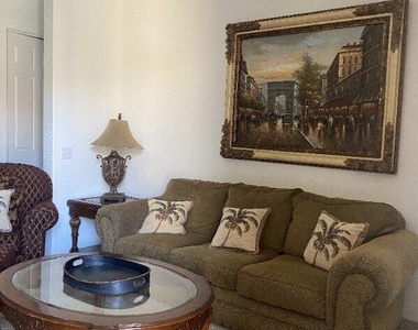50700 Santa Rosa Plaza - Photo Thumbnail 2