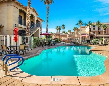 50700 Santa Rosa Plaza - Photo Thumbnail 8