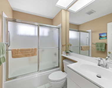 78975 Champagne Lane - Photo Thumbnail 16
