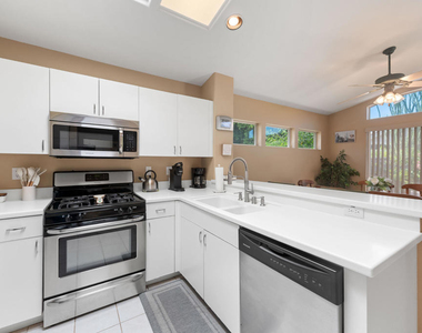 78975 Champagne Lane - Photo Thumbnail 14