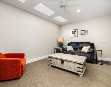 321 Bouquet Canyon Drive - Photo Thumbnail 17