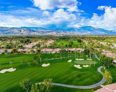 321 Bouquet Canyon Drive - Photo Thumbnail 29