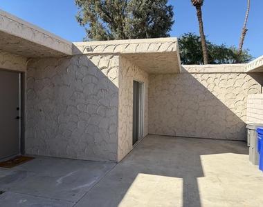 48939 Eisenhower Drive - Photo Thumbnail 29