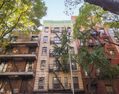 236 East 78th Street - Photo Thumbnail 5