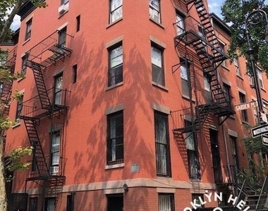 49 Garden Place - Photo Thumbnail 12