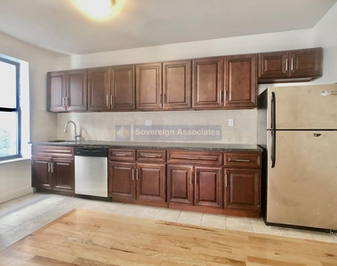 270 Fort Washington Avenue - Photo Thumbnail 12