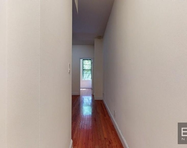 East 36 Street - Photo Thumbnail 9