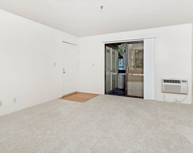34655 Skylark Drive - Photo Thumbnail 6