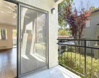 34655 Skylark Drive - Photo Thumbnail 8