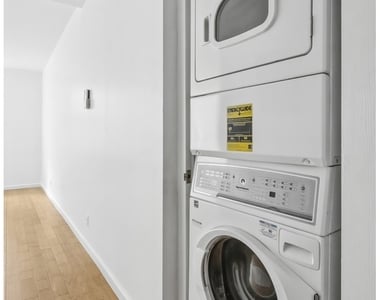 504 W 136th St - Photo Thumbnail 4