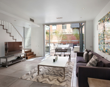 127 W 20th St - Photo Thumbnail 1