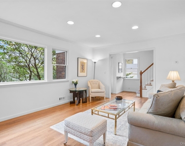 52 Wendt Avenue - Photo Thumbnail 2