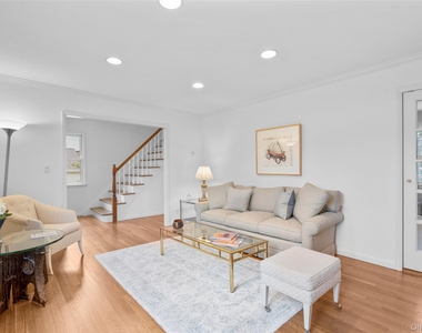 52 Wendt Avenue - Photo Thumbnail 1