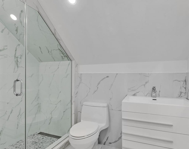 49 Henry Street - Photo Thumbnail 11