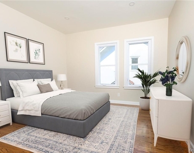 9 Todd Place - Photo Thumbnail 13