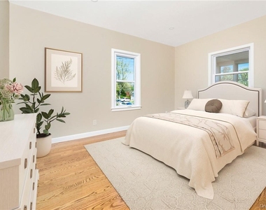 9 Todd Place - Photo Thumbnail 10