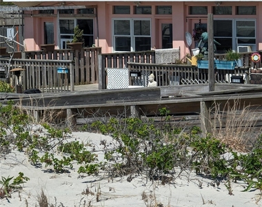 1115 Oceanfront Avenue - Photo Thumbnail 7