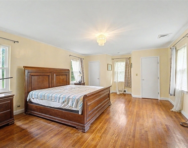 10 Hempton Road - Photo Thumbnail 4