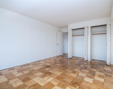 125 Lake Street - Photo Thumbnail 18