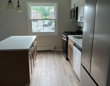 460 Old Town Road - Photo Thumbnail 6