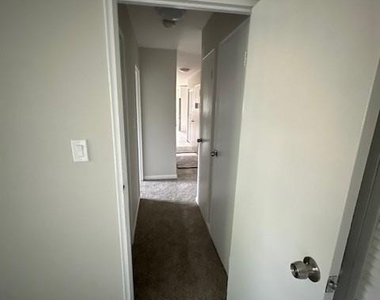 460 Old Town Road - Photo Thumbnail 16