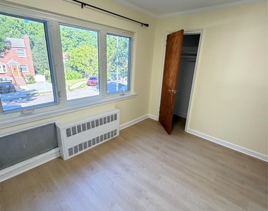 6747 222nd Street - Photo Thumbnail 7