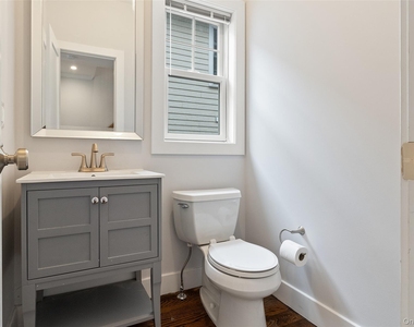 44-46 Ellsworth Avenue - Photo Thumbnail 8