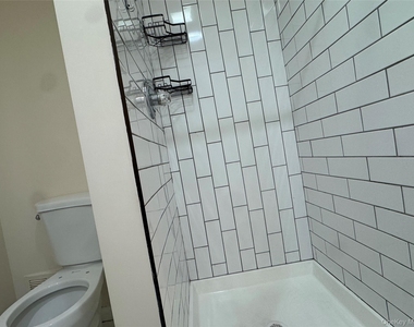 286 Main Street - Photo Thumbnail 6