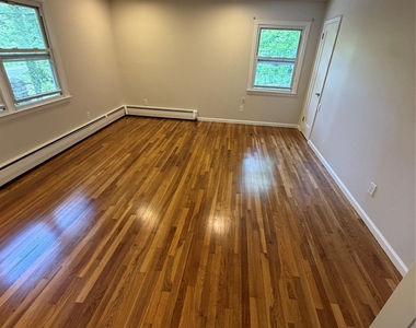507 Millwood Road - Photo Thumbnail 5