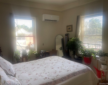 1106 Main Street - Photo Thumbnail 5