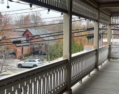1106 Main Street - Photo Thumbnail 10