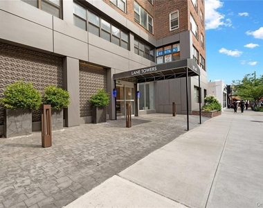 107-40 Queens Boulevard - Photo Thumbnail 25