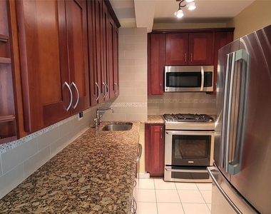 107-40 Queens Boulevard - Photo Thumbnail 12