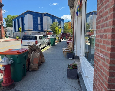 155 Main Street - Photo Thumbnail 2