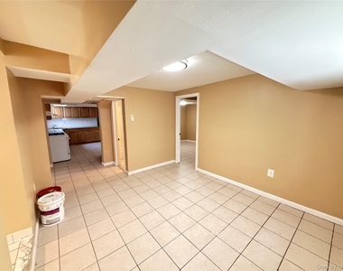 188 Spring Street - Photo Thumbnail 11