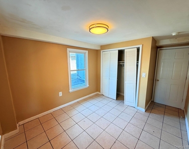 188 Spring Street - Photo Thumbnail 9