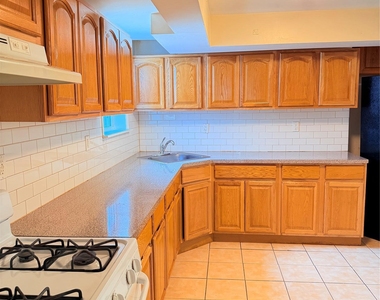 188 Spring Street - Photo Thumbnail 3