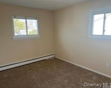 3540 Bayview - Photo Thumbnail 7