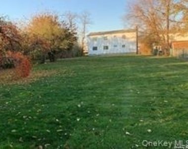 3540 Bayview - Photo Thumbnail 9
