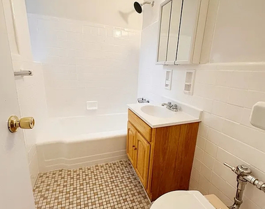 9303 Shore Road - Photo Thumbnail 8