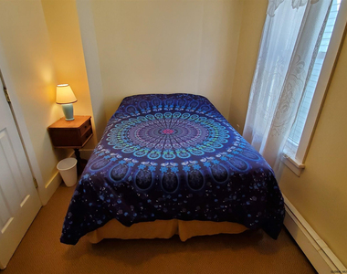 134 Woodlawn Avenue - Photo Thumbnail 16