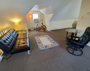 134 Woodlawn Avenue - Photo Thumbnail 10